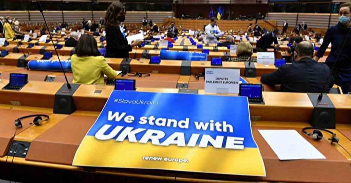 Євродепутати закликали до списання боргів України