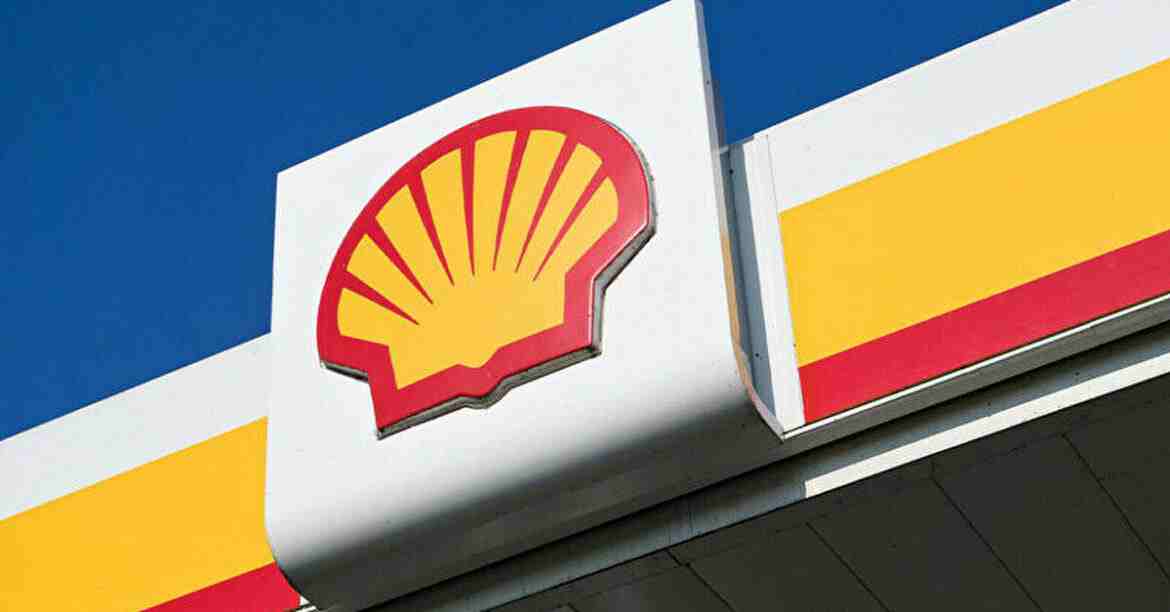 Shell припиняє продаж палива в РФ