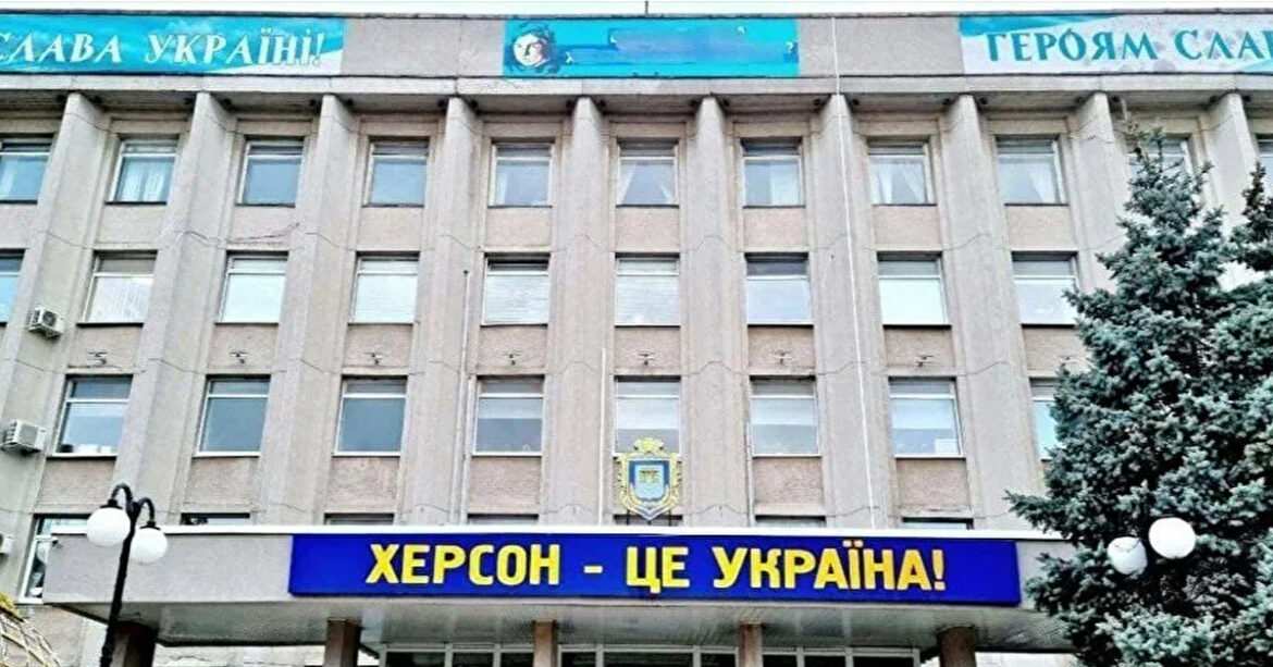 Колаборанти на Херсонщині пригрозили звільняти чиновників, які не пропагують “русскій мір”