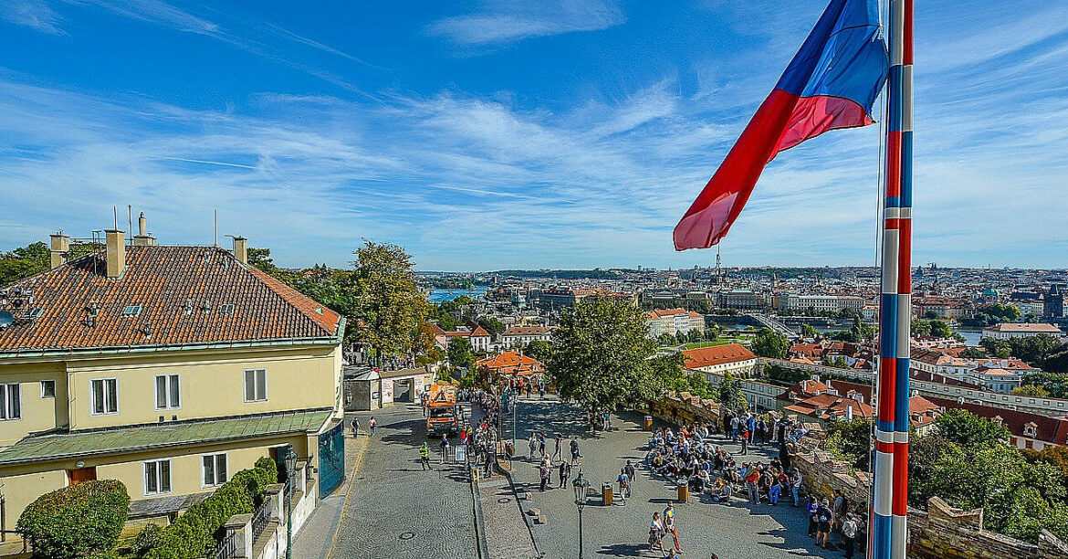 Czech Radio: у Празі закриють центр прийому українських біженців