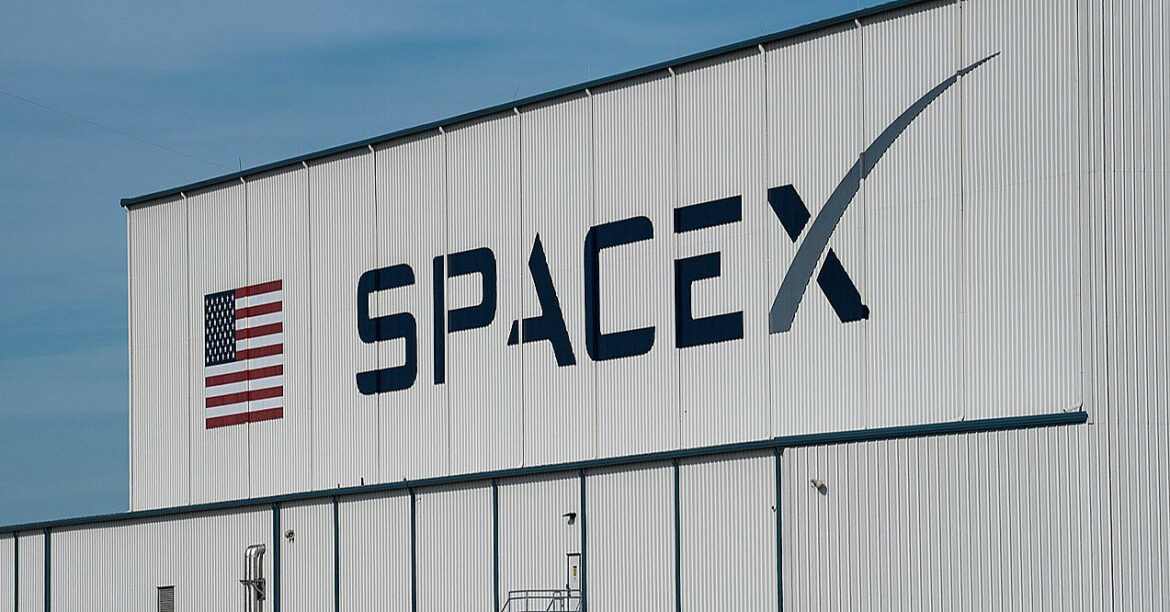 SpaceX вивела на орбіту 53 інтернет-супутники Starlink