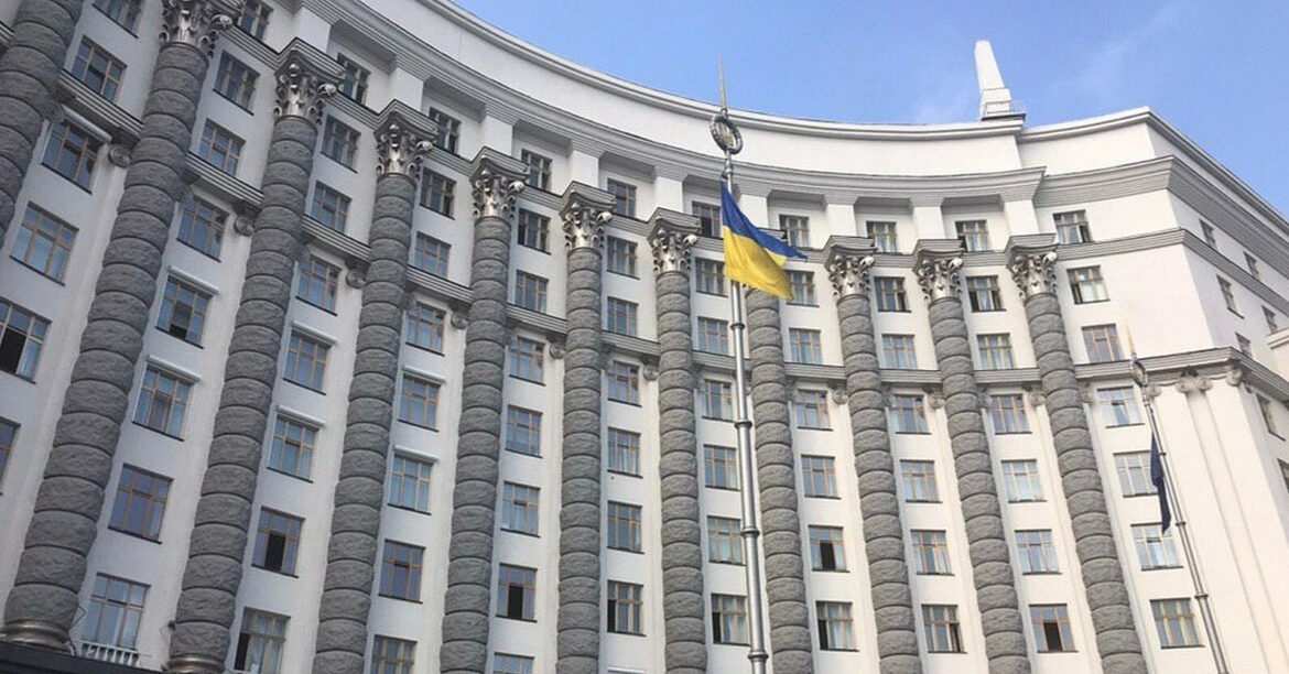 Кабмін: Україна розірвала угоду про судноплавство з Білоруссю