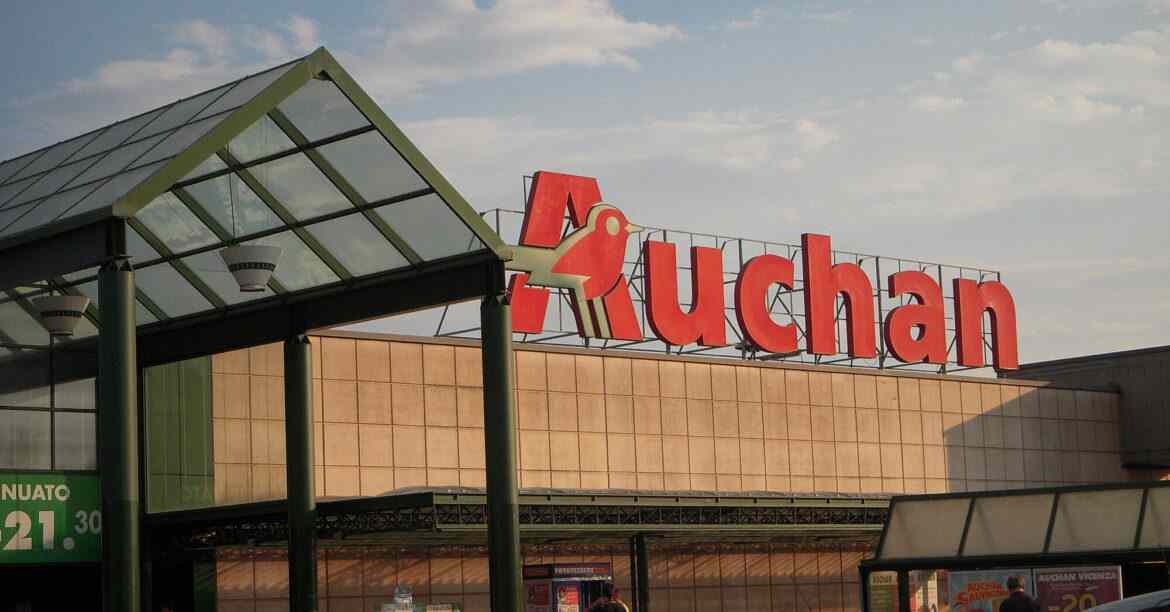 Auchan Україна “шокована” розслідуванням про допомогу армії РФ