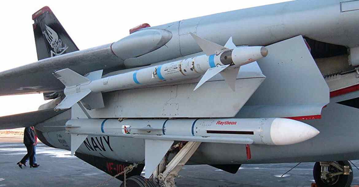 Україна вперше отримає авіаракети AIM-7 Sparrow: що про них відомо