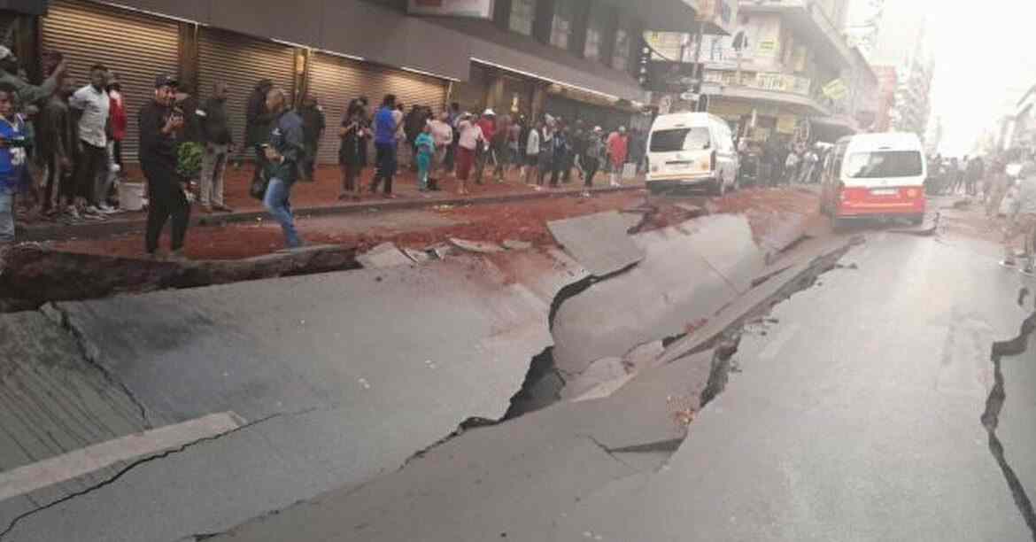 В центрі одного з мегаполісів ПАР стався вибух: є постраждалі