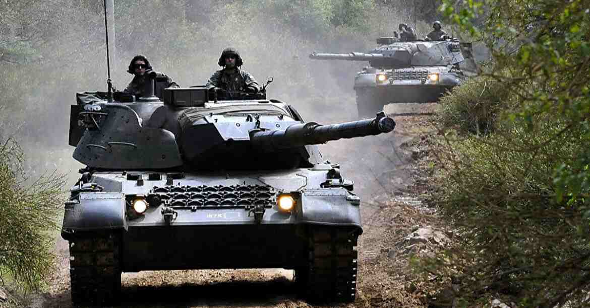 В Україну прибули перші танки Leopard 1 від трьох країн ЄС