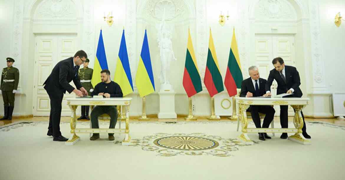 Зеленський та Науседа підписали спільну заяву у Вільнюсі