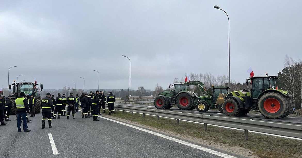 У Польщі на протести вийшли приблизно 70 тисяч фермерів