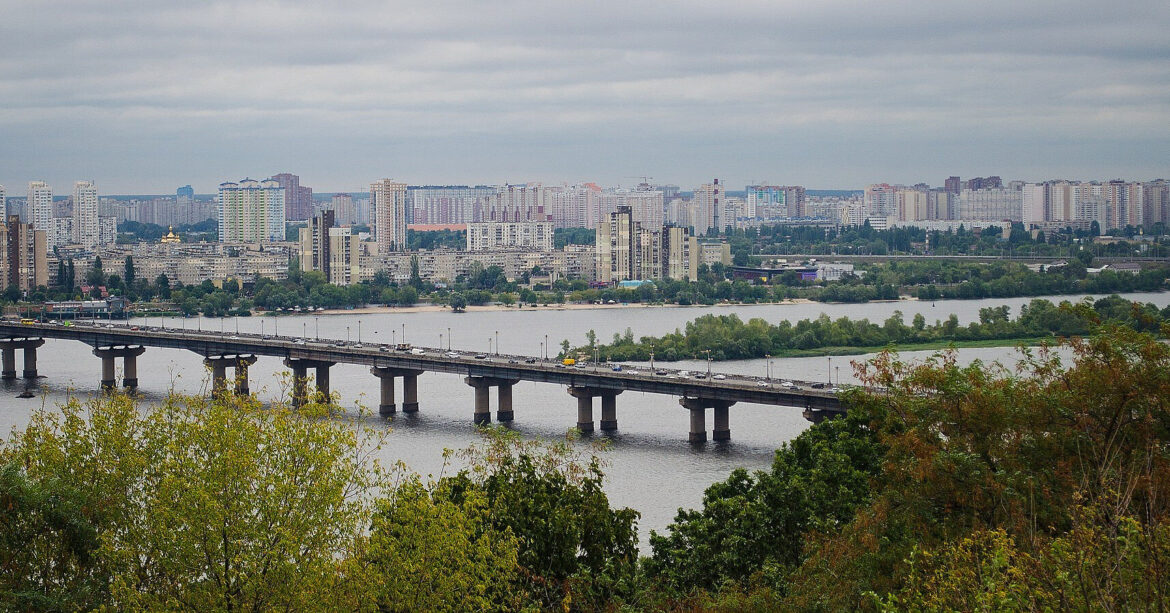 У Києві зафіксовано високий рівень забрудненості повітря: ситуація по районах