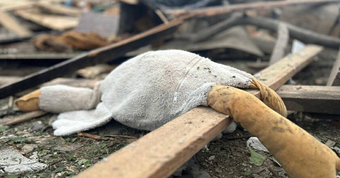Через нічну масовану атаку окупантів загинули троє дітей на Житомирщині