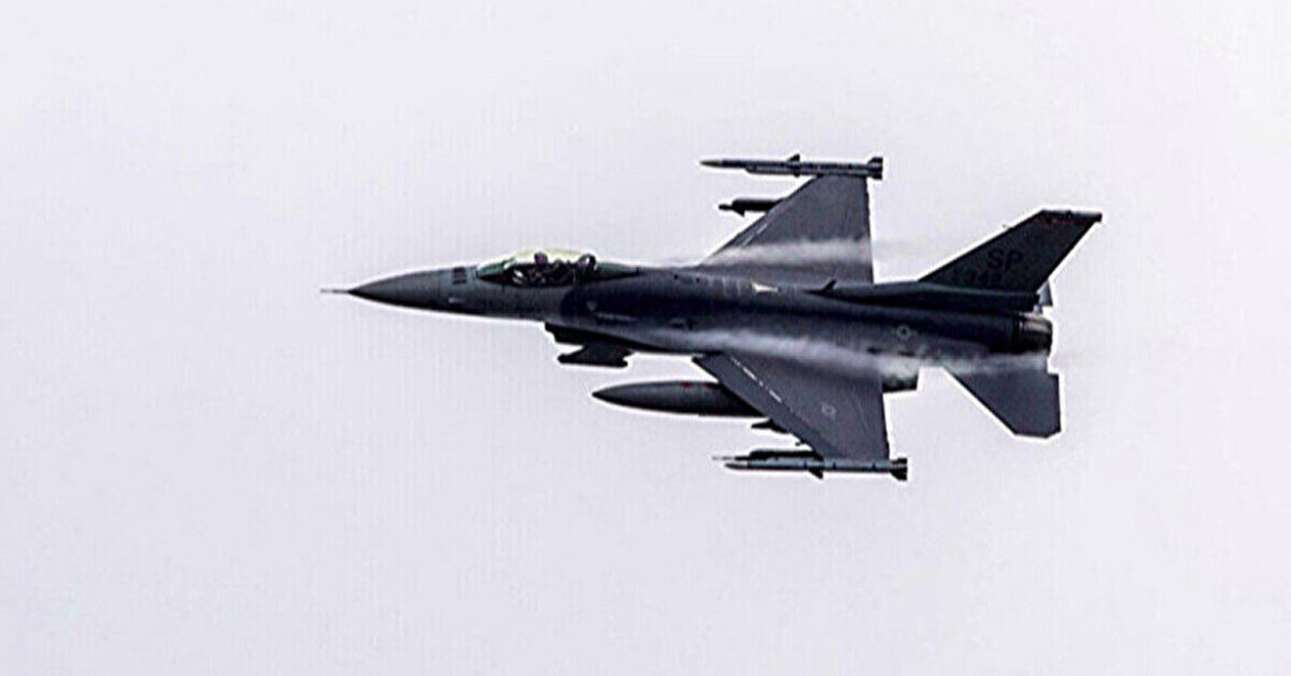 Нідерланди підтвердили, що відправили останні F-16 для України