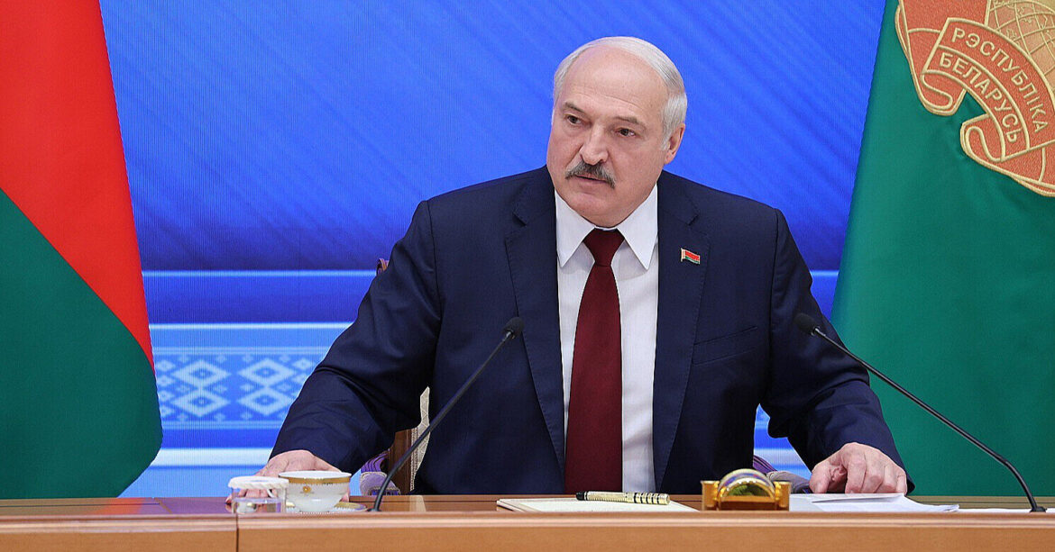 Лукашенко до дня незалежності Білорусі помилував 16 засуджених, зокрема за екстремізм