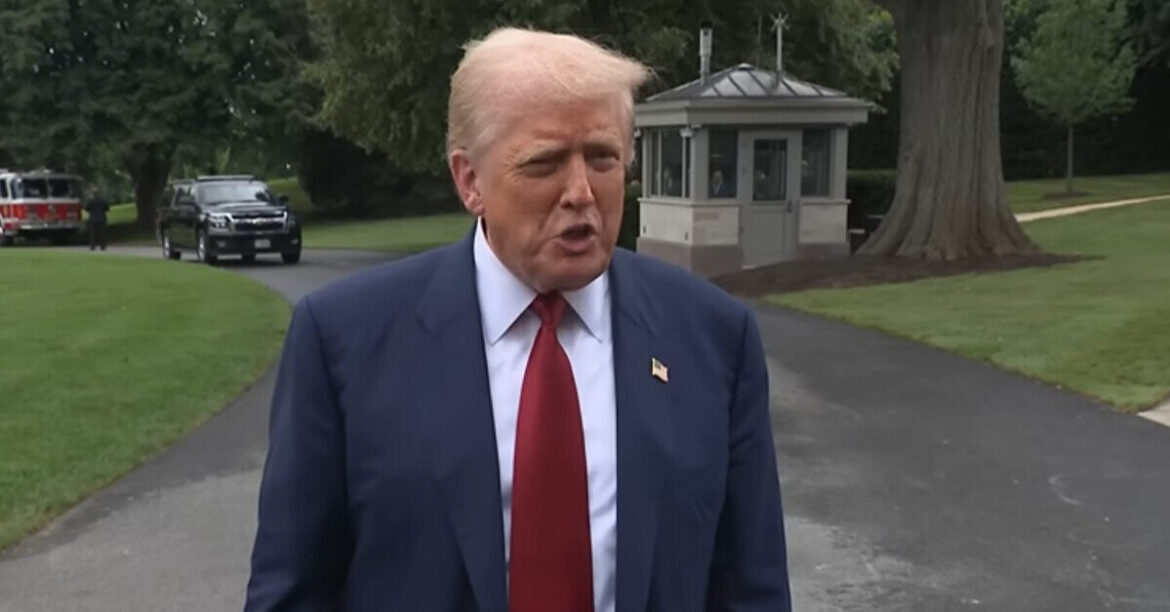 Трамп спростував інформацію ЗМІ про умову зустрічі Путіна з Зеленським