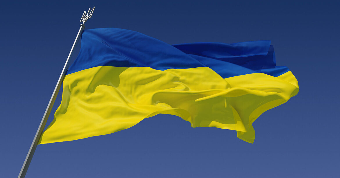Бійці ЗСУ розгорнули українські прапори на окупованій частині Херсонщини