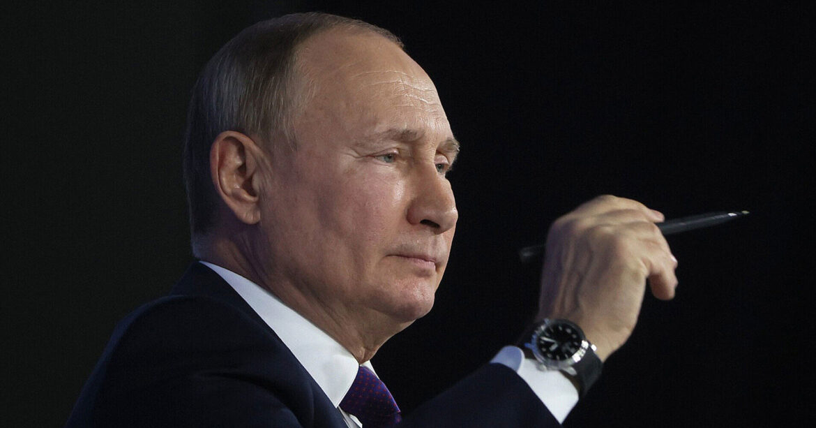 Соратник Путіна вмовляв його припинити війну та почати переговори про мир – NYT