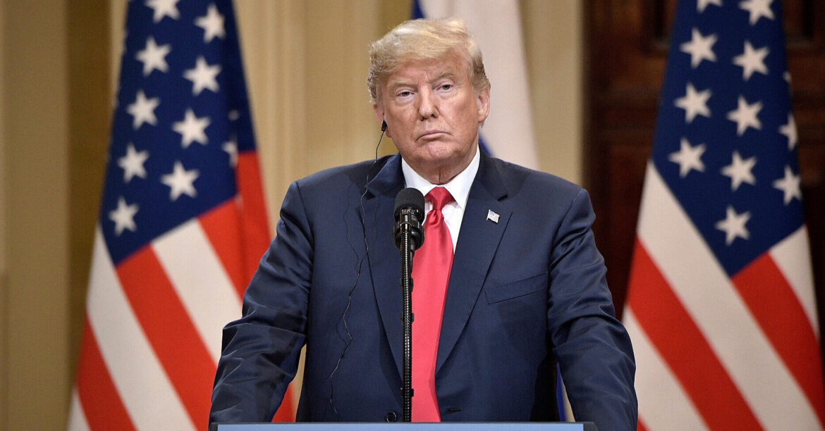Трамп вважає нісенітницею заяви Путіна про “нелегітимність” Зеленського