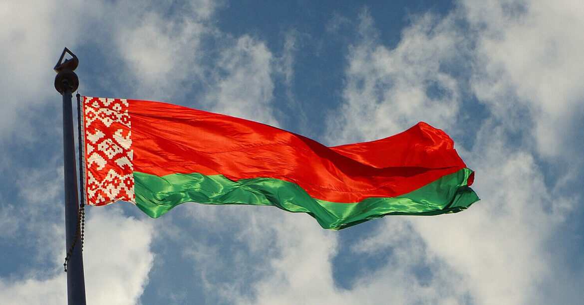 У Білорусі заявили, що поінформували Польщу і Литву про “заблукалі” дрони