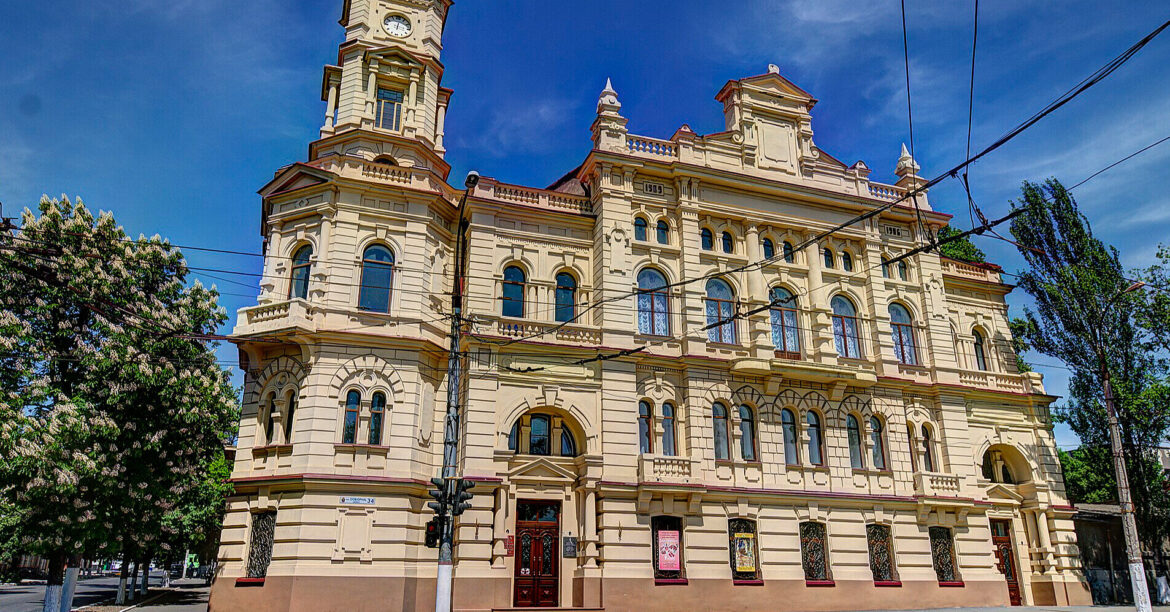 Окупанти викрали з Херсона понад тисячу культурних цінностей – ГУР