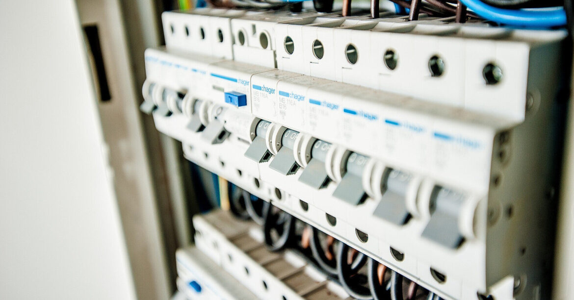 В “Укренерго” визначилися з графіками відключення світла на 22 листопада