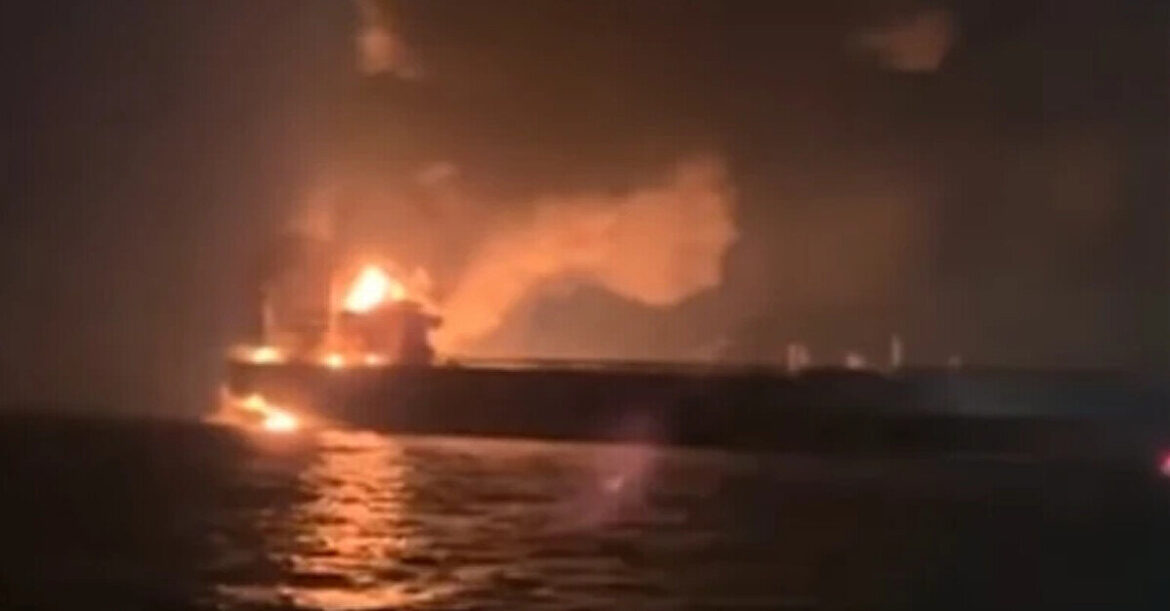 Підрив двох танкерів “тіньового флоту” РФ – це спецоперація СБУ