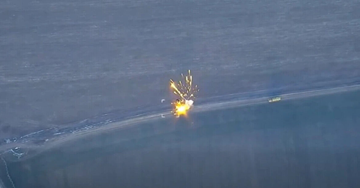 Бійці “Чорного лісу” показали атаку на російські ЗРК С-400 “Тріумф”