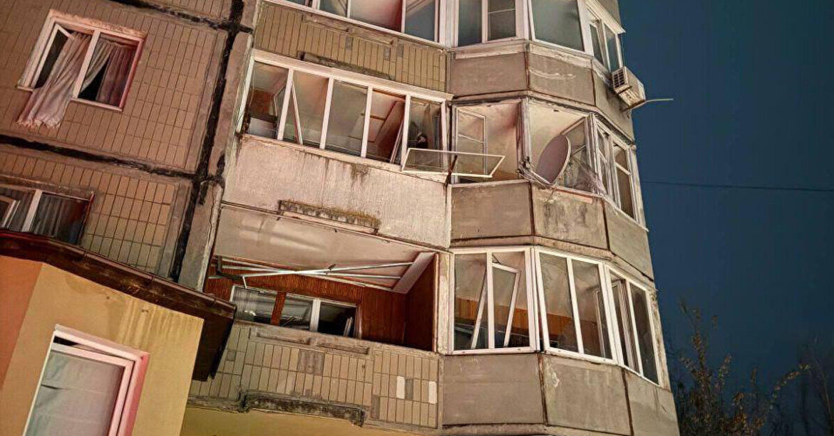 Росіяни обстріляли безпілотниками Білу Церкву: пошкоджено багатоповерхівку