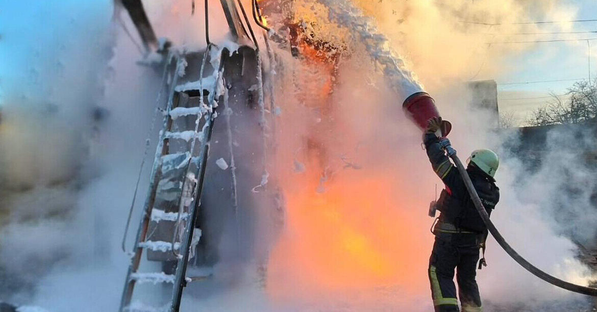 На Чернігівщині через обстріли двоє загиблих, пошкоджені енергообʼєкти
