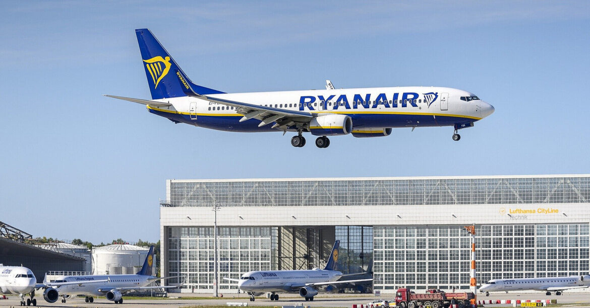 Авіаперевізники готуються до повернення в Україну після потенційної мирної угоди – FT