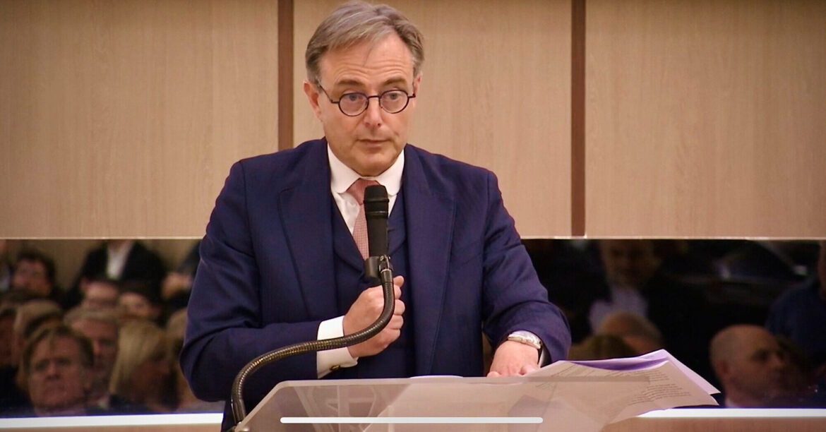 Прем’єр Бельгії про конфіскацію активів РФ: Ще не бачив тексту, з яким можна погодитися