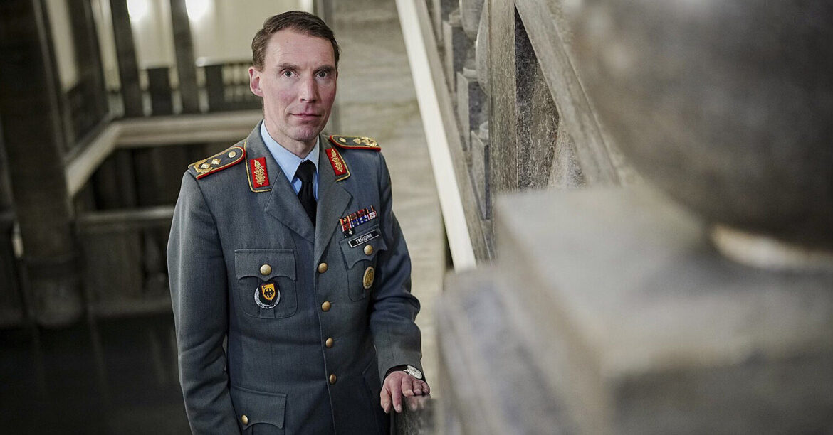 США без попередження припинили поставки певного озброєння в Україну – німецький генерал