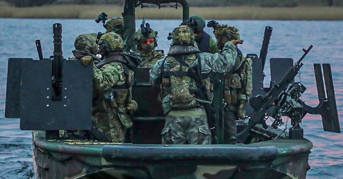 Генштаб про ситуацію на фронті: з початку доби 158 бойових зіткнень