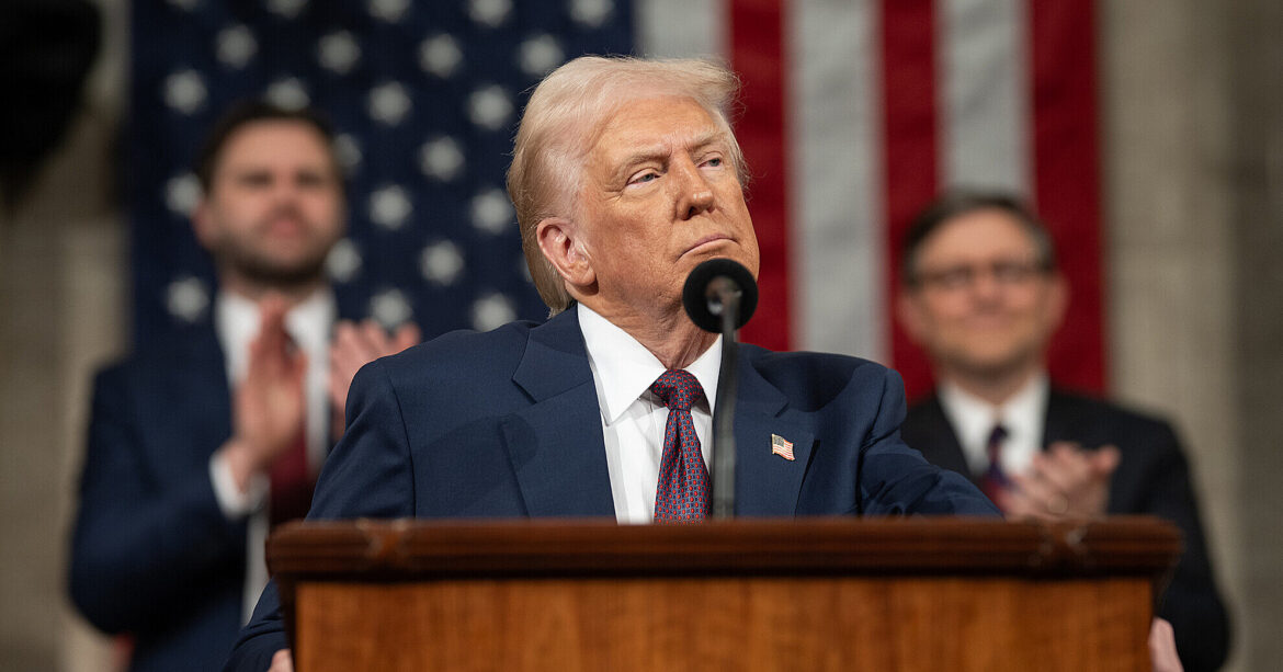 Трамп: Мадуро та його дружина захоплені та вивезені з країни