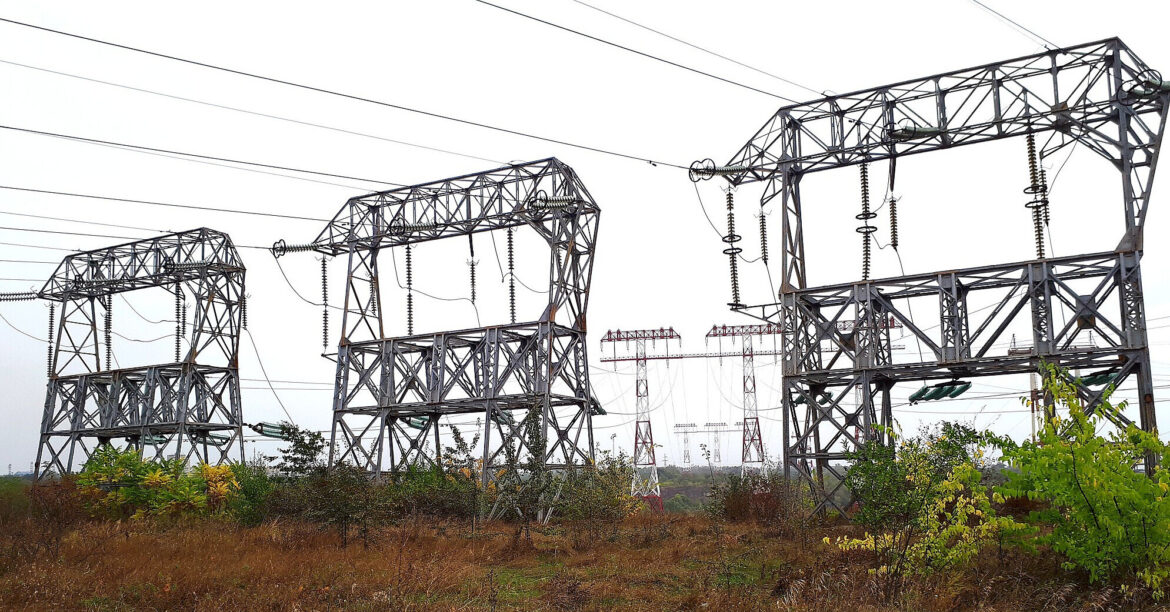 В Україні почали вводити аварійні відключення світла: де не діють графіки