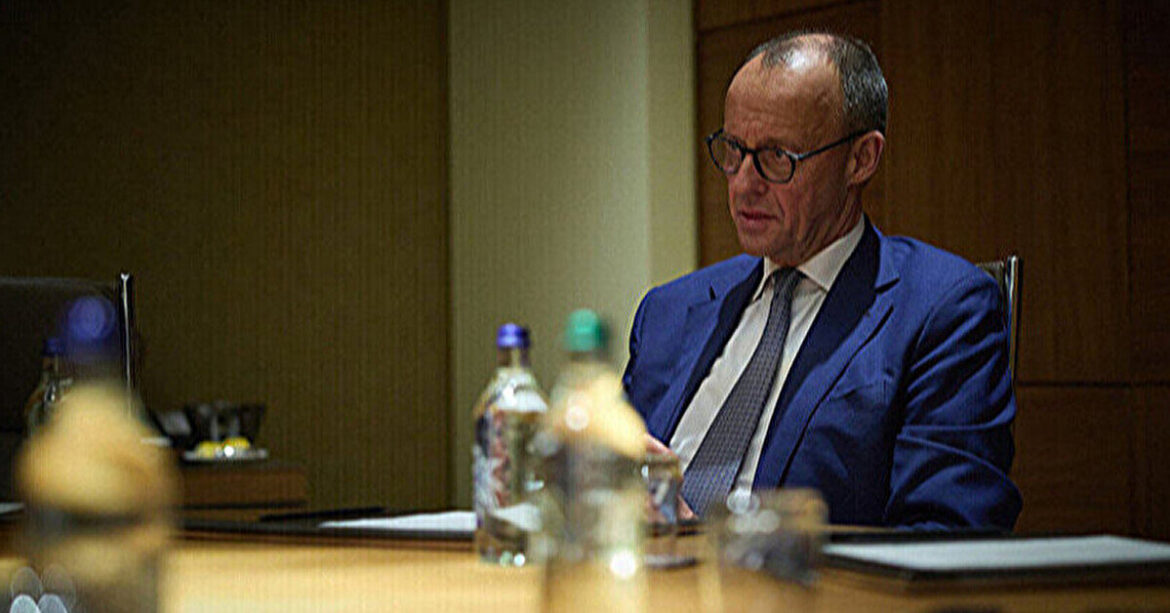 Мерц: Україна повинна гарантувати, щоб молоді чоловіки не виїжджали з країни