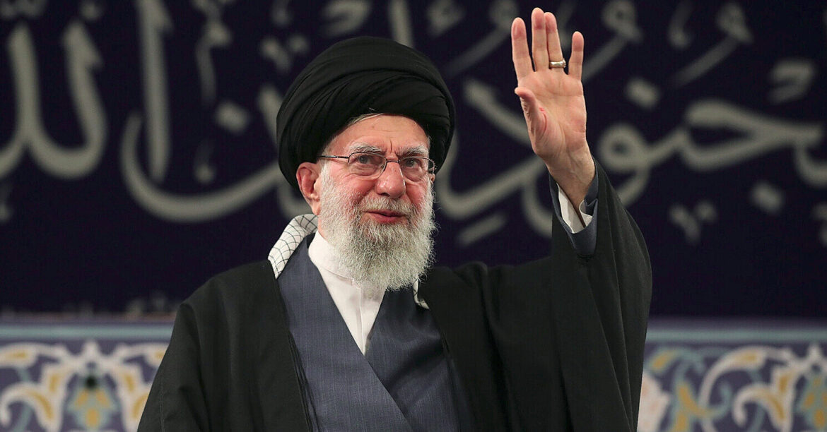 ЗМІ: один зі сценаріїв США передбачає ліквідацію верховного лідера Ірану та його сина