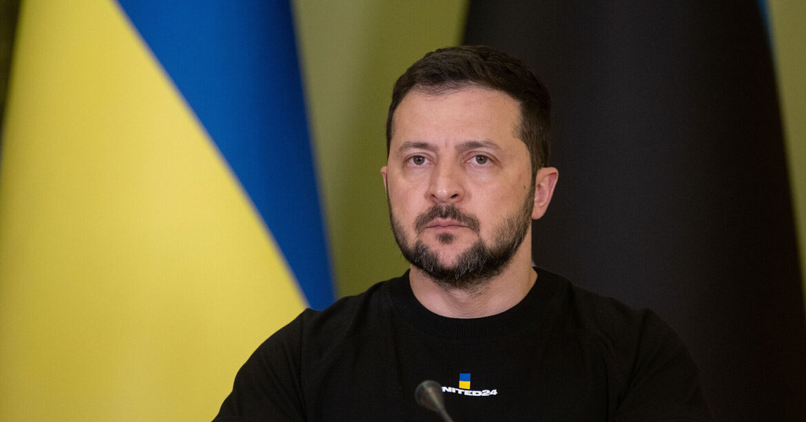 Зеленський у День спротиву окупації Криму: Світ радив мовчати