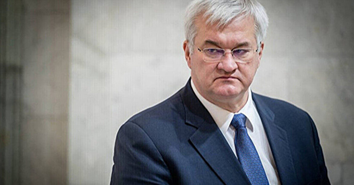 Сибіга розкритикував президента ФІФА за плани повернути Росію