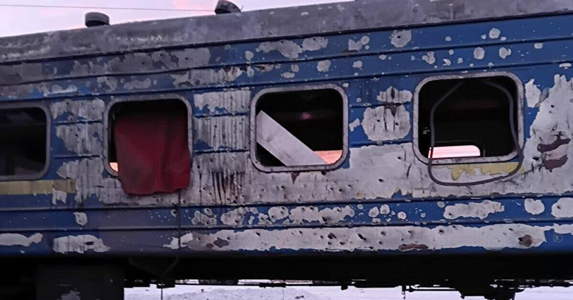 Росіяни обстріляли залізницю на Сумщині: пошкоджені тепловоз та вагони