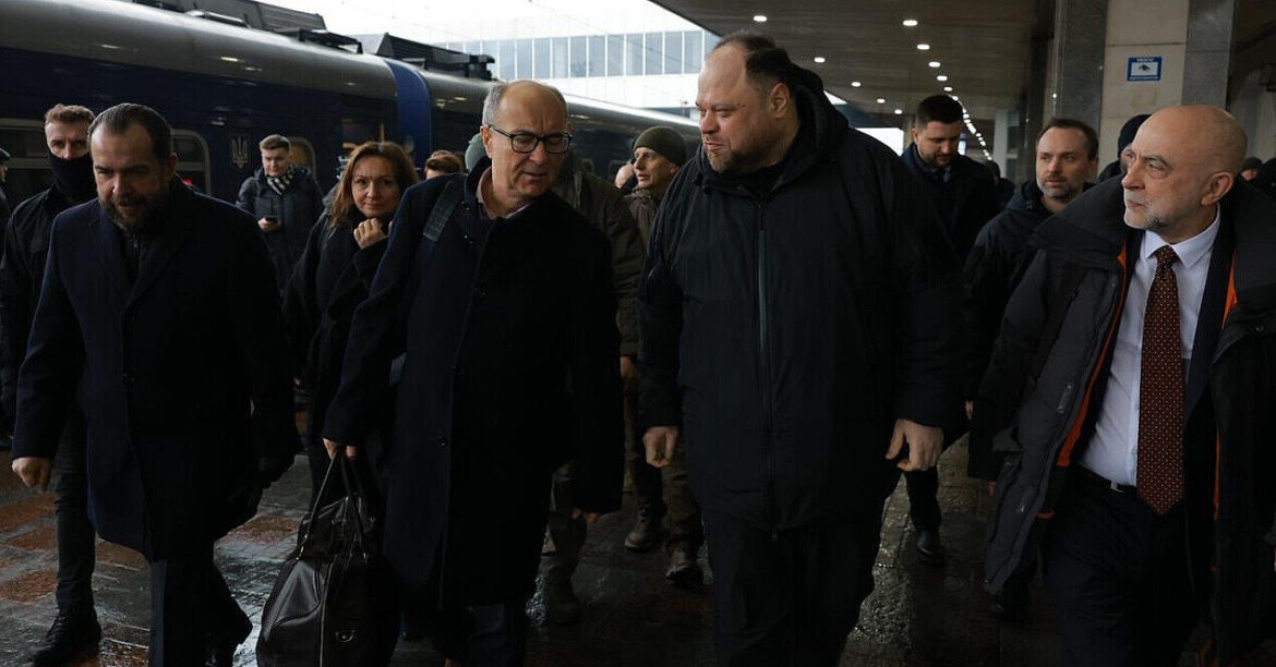 До Києва з візитом прибув спікер Сейму Польщі