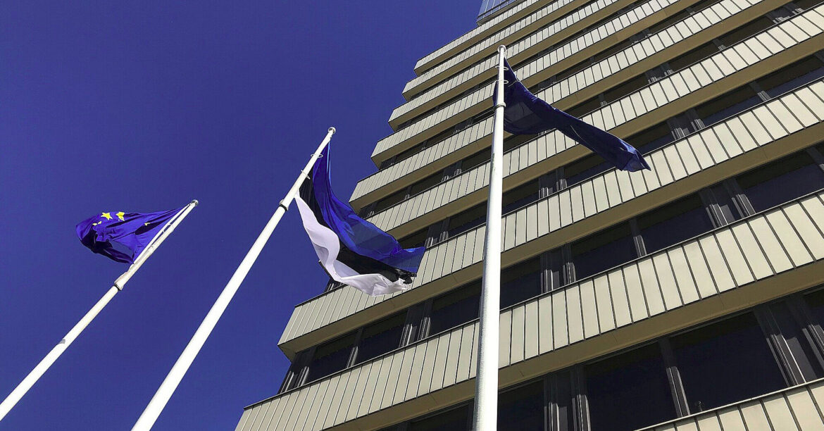 Естонія анонсувала 11 млн євро на американську зброю для України