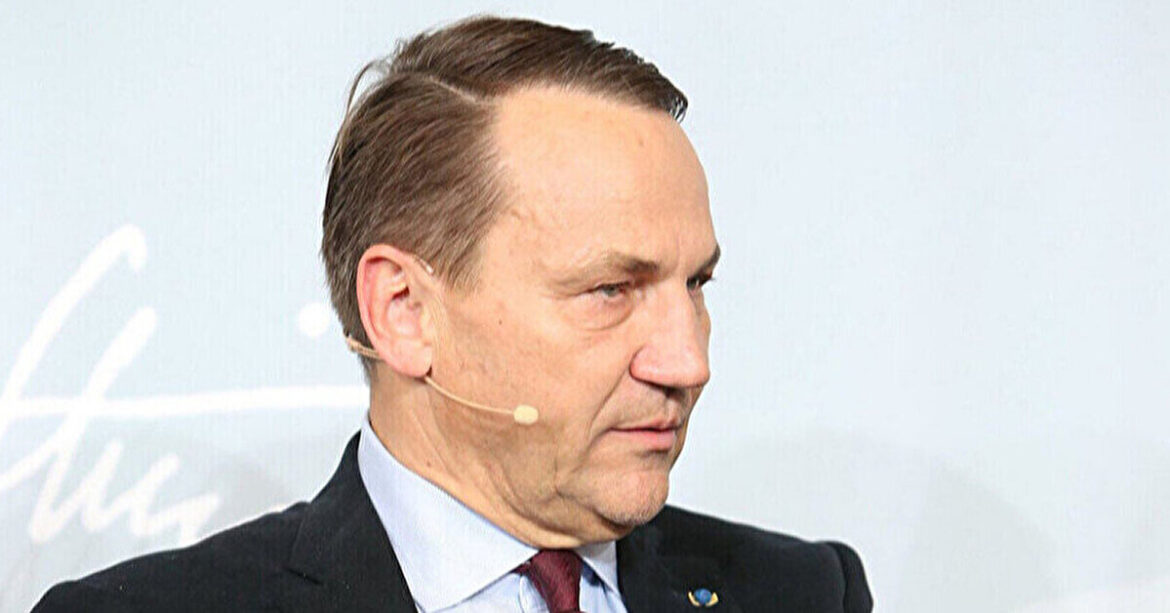 Глава МЗС Польщі: той, хто підтримує Орбана, допомагає Москві