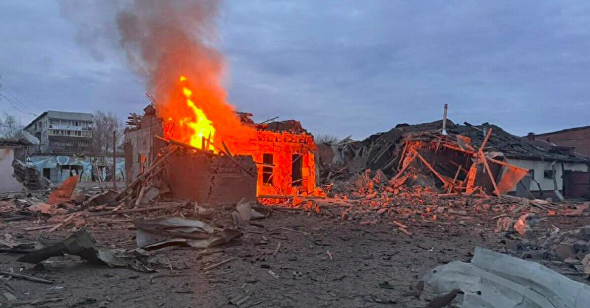 РФ скинула на Слов’янськ фугасні бомби: пошкоджені будинки, кафе та коворкінг-центр