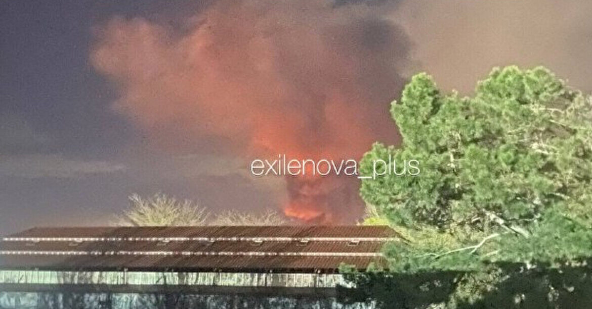 У Краснодарському краї РФ горить нафтобаза після атаки дронів