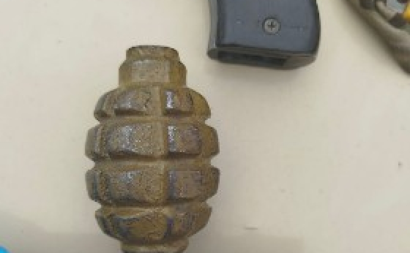 Слідчі Дніпра повідомили про підозру 41-річному чоловікові за незаконне зберігання боєприпасів