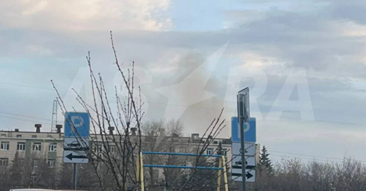 На найстарішому пороховому заводі РФ прогримів потужний вибух: що відомо