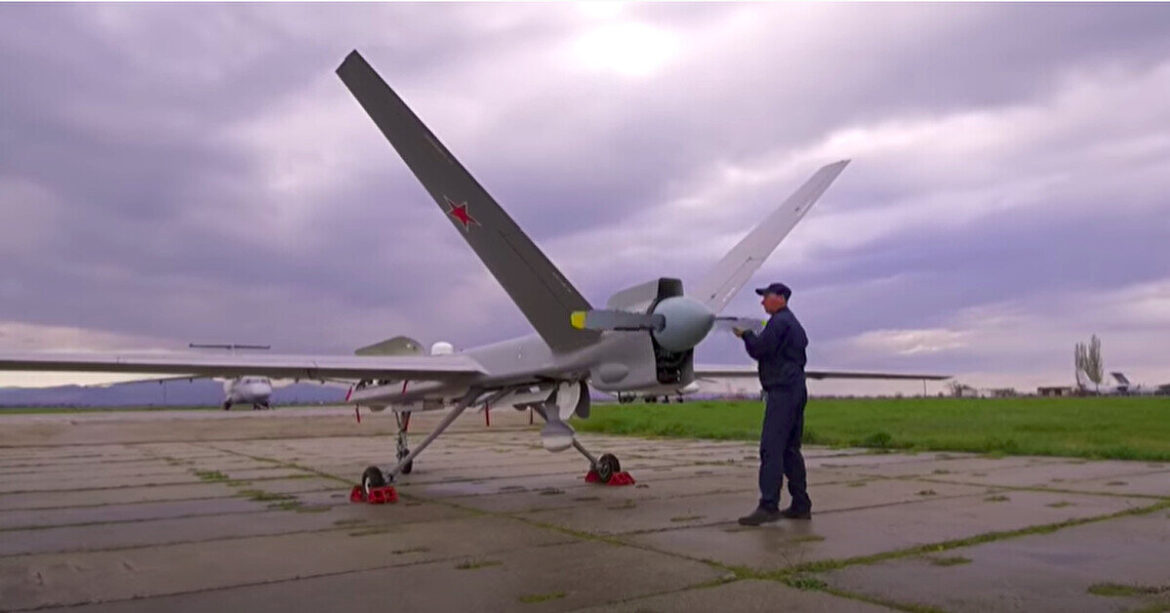 Генштаб підтвердив знищення дороговартісного дрона РФ “Иноходец” в Криму