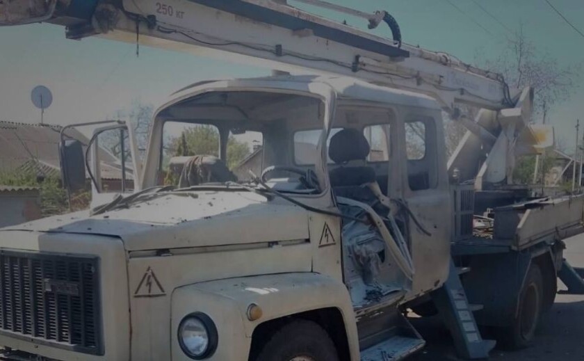 Ворожий дрон атакував автомобіль енергетиків ДТЕК на Дніпропетровщині