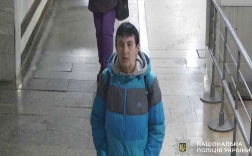 Поліцейські Кривого Рогу встановлюють особу жінки, причетної до майнових злочинів