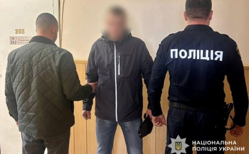 Крадіжка з приватного будинку: на Дніпропетровщині слідчі повідомили зловмиснику про підозру