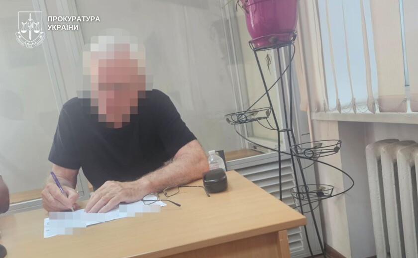 На Дніпропетровщині викрили батька і сина, які в обхід санкцій постачали українське обладнання до росії